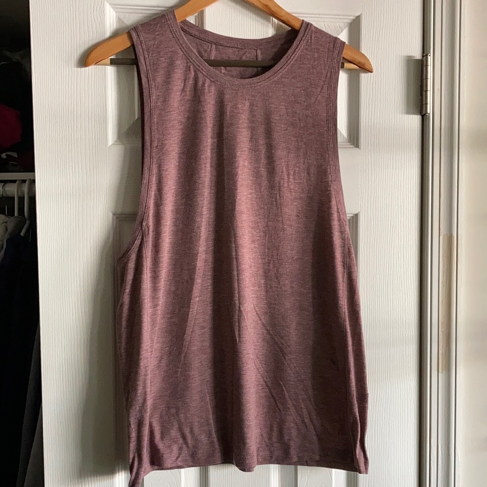 Lululemon size 10 muscle tank